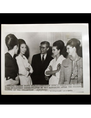 Yves Saint Laurent  et ses mannequins chez Christian Dior (1959 et 1960) votre