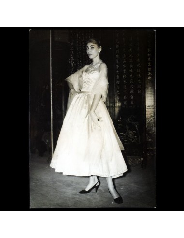 Robe de cocktail rose pâle de Chanel, août 1956 rembourrage situé sous