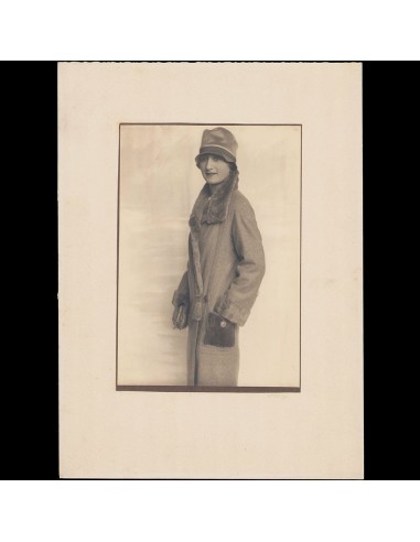 Portrait d'une Elégante, photographie de H. Philipp (circa 1925-1930) ouvre sa boutique